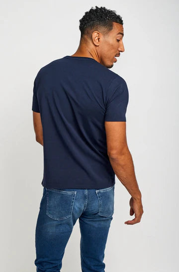 EASYMONDAYS Classic T-shirt Crew Neck