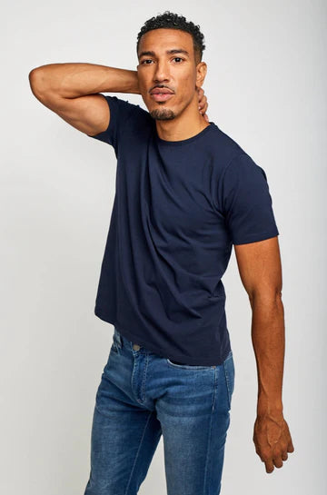 EASYMONDAYS Classic T-shirt Crew Neck